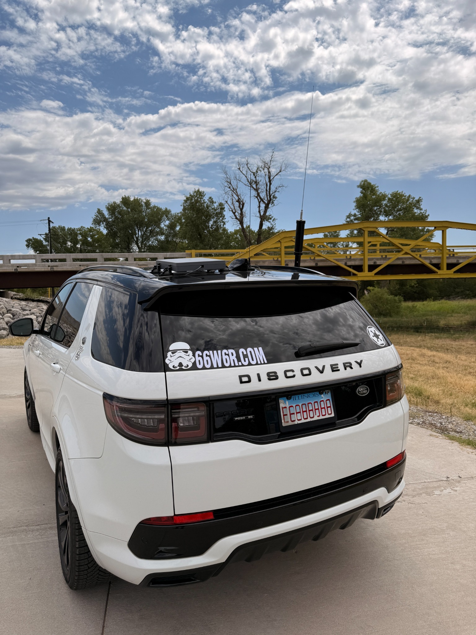 The expedition car's radio setup at the Pony Bridge.