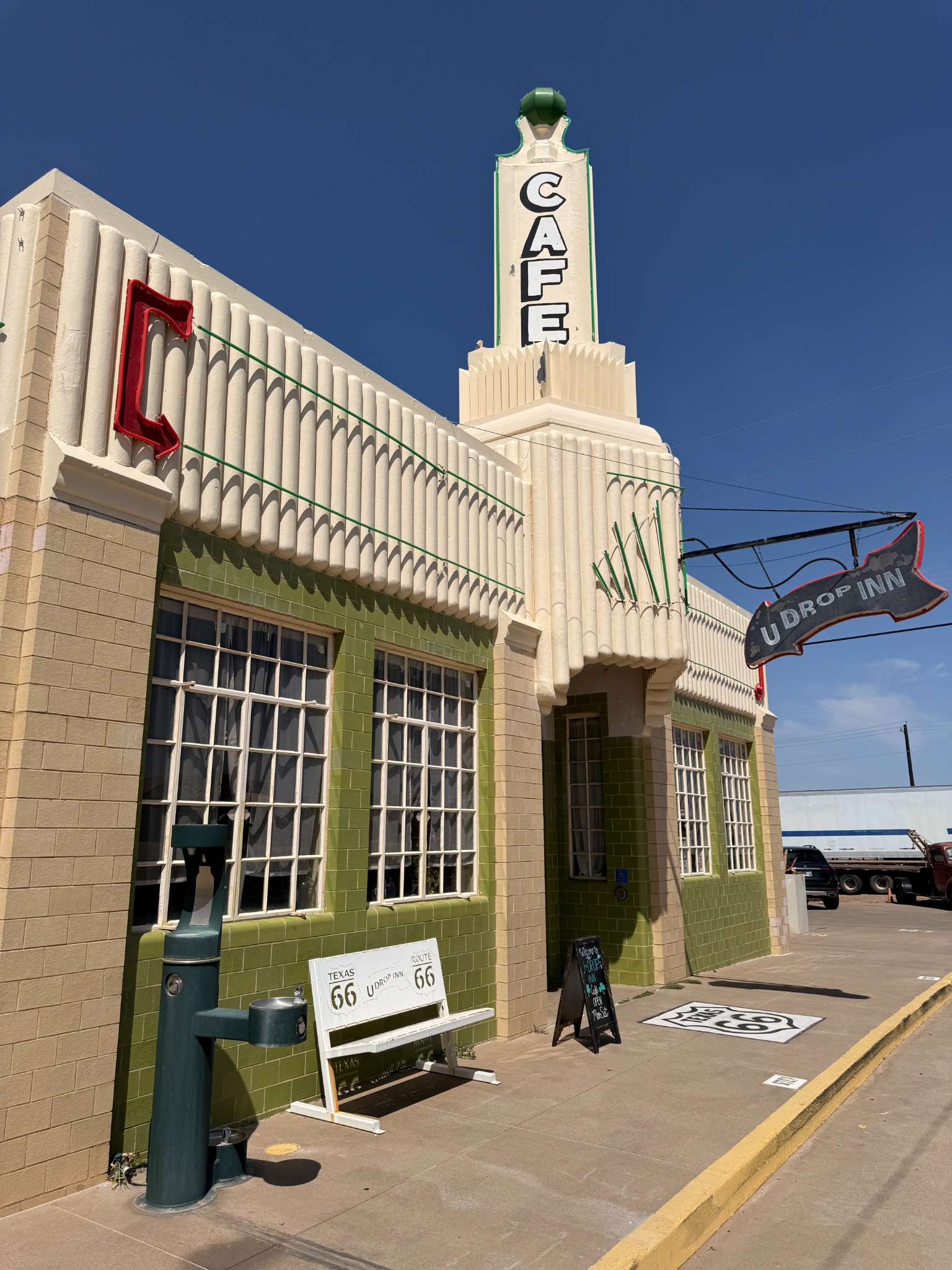 The U-Drop Inn café exterior.