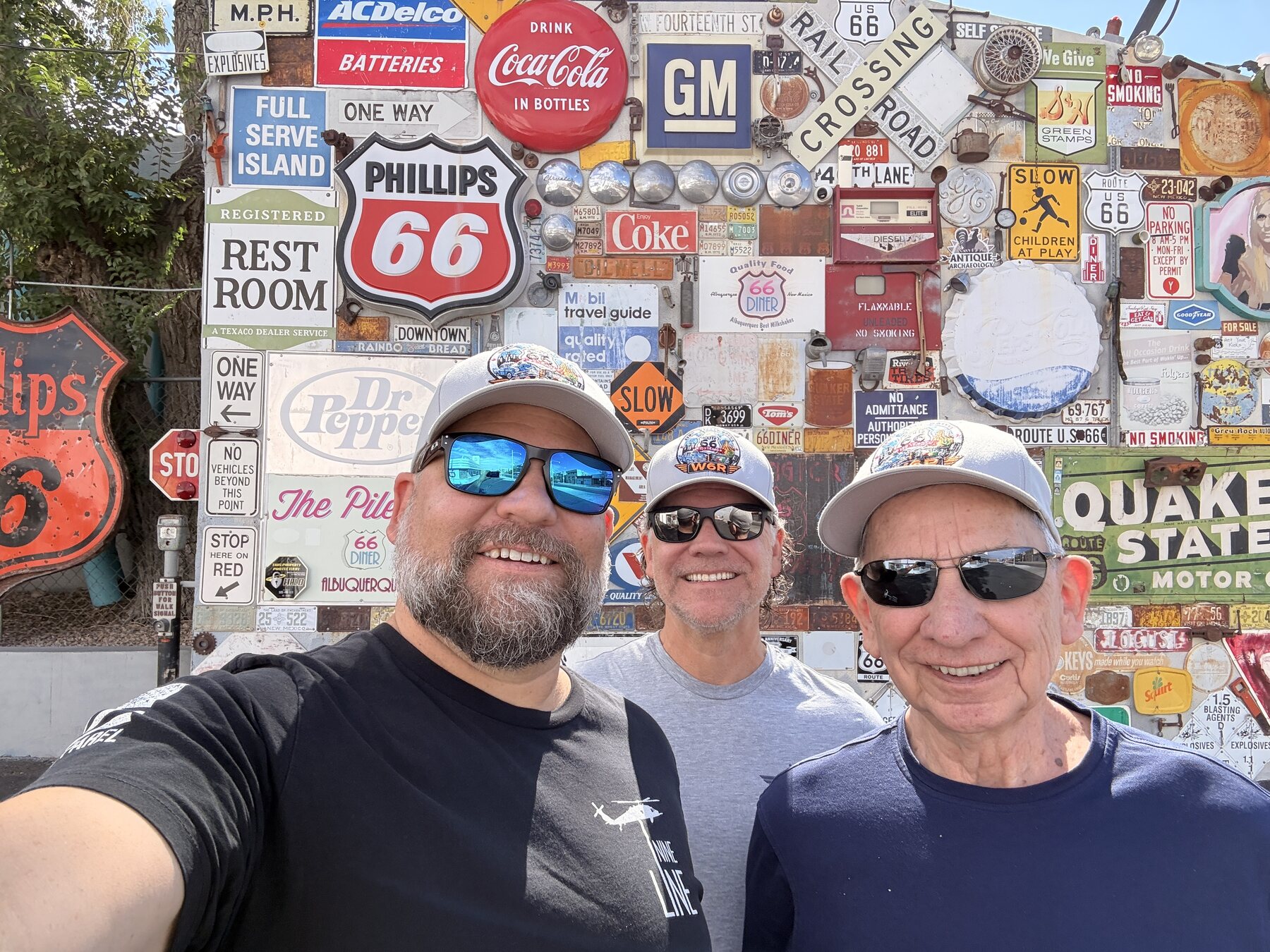 The W6R crew together at the 66 Diner’s roadside-sign display.