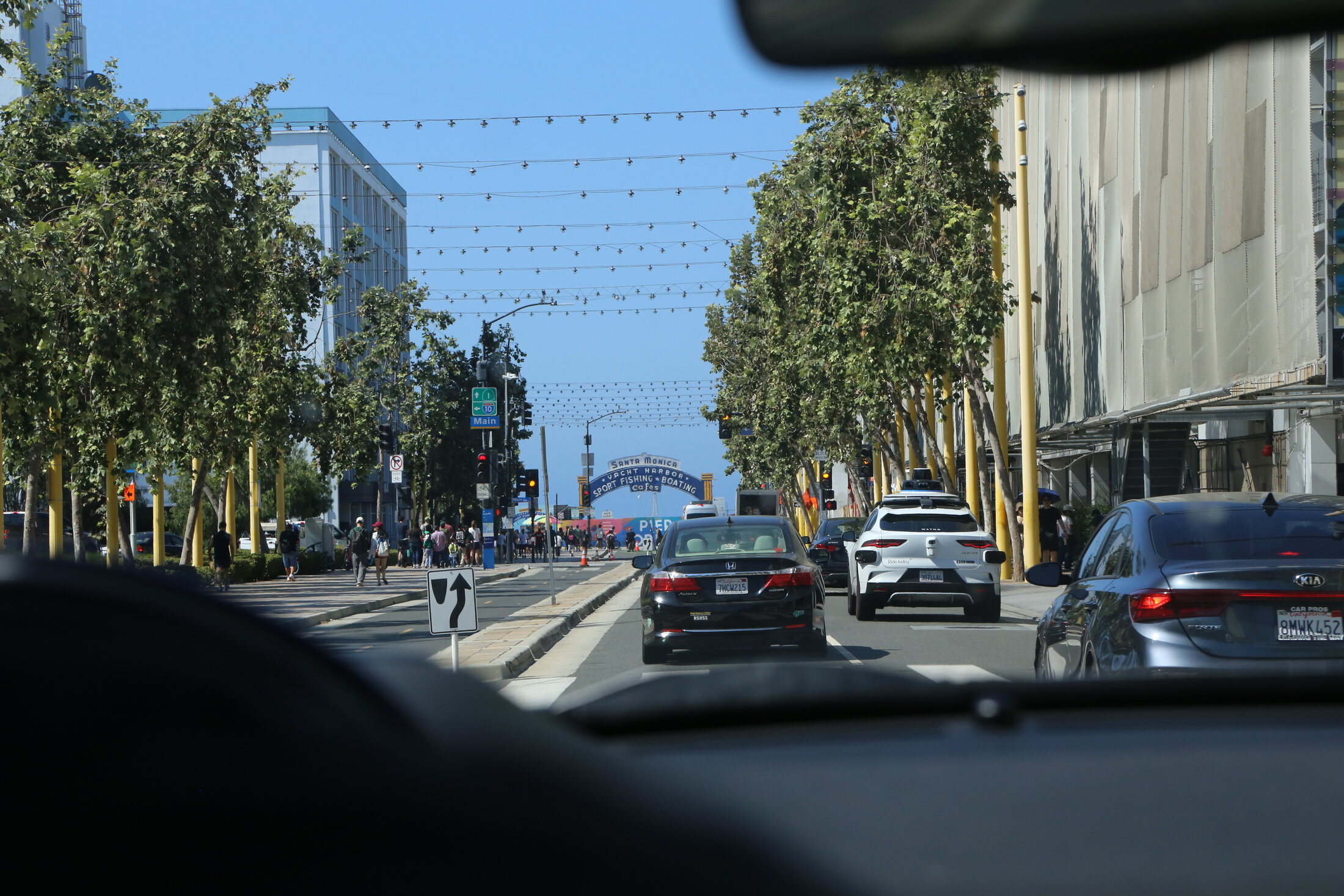Making our way through Santa Monica with the ocean drawing closer.